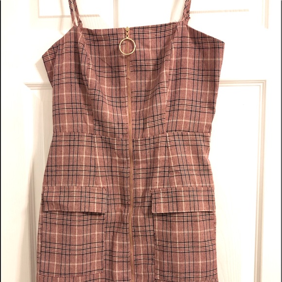 RUNWAY Spears short dress. Size Small. Plaid above the knee dress. - Picture 2 of 5